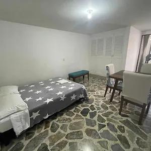 Apartamento Comodo En Laureles , Centrico Y Bien Ubicado Apto 301 Medellín